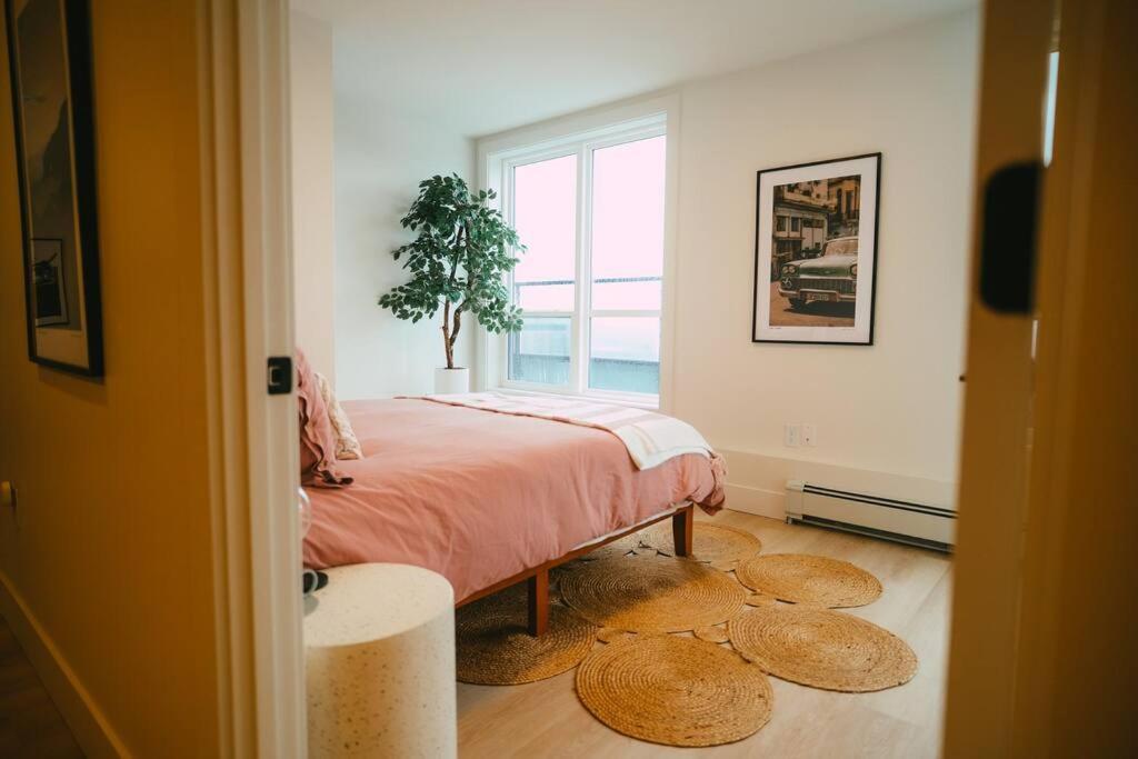 Chic Cozy Retreat - 2Br - Stunning North End Views Lejlighed Halifax Eksteriør billede
